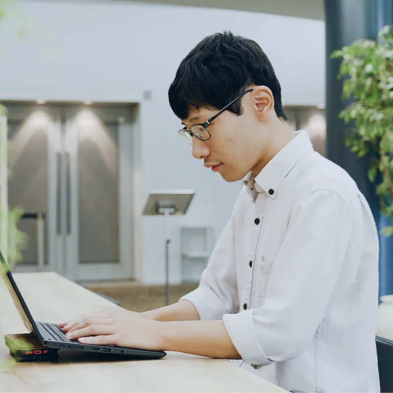 オムロン エキスパートエンジニアリング株式会社