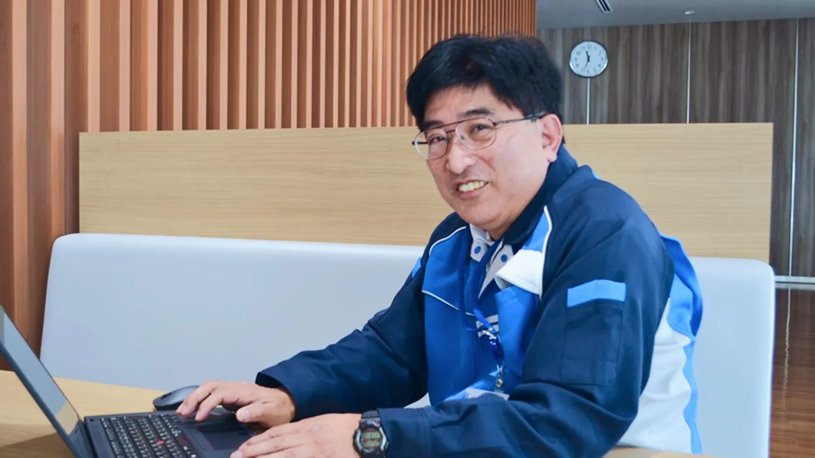 オムロン エキスパートエンジニアリング