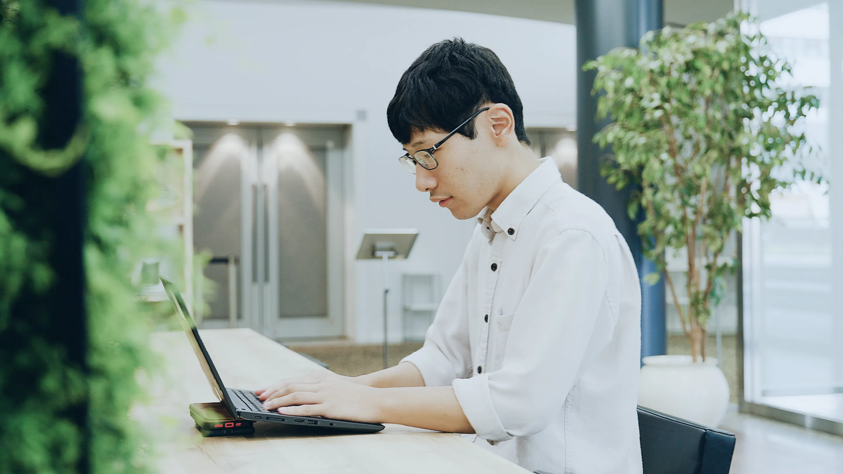 オムロン エキスパートエンジニアリング