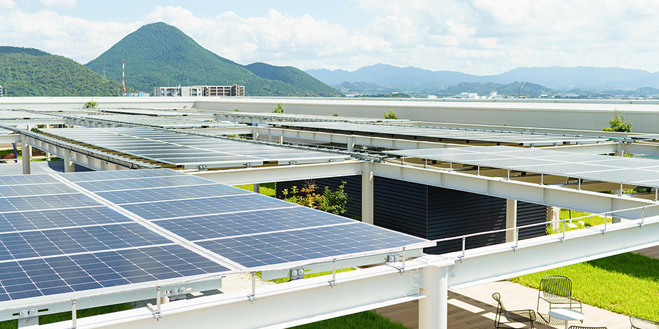 Creating a New Service for Reliable Operation of Solar Power Generation Facilities