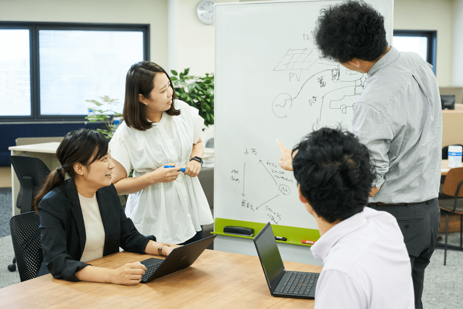 PEOPLE002画像