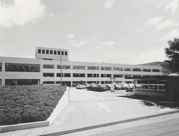 248-02.jpg