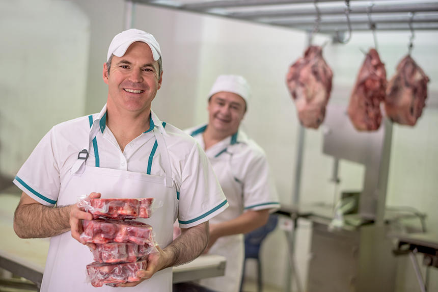 食肉加工業界で働く人々の安全を守る技術