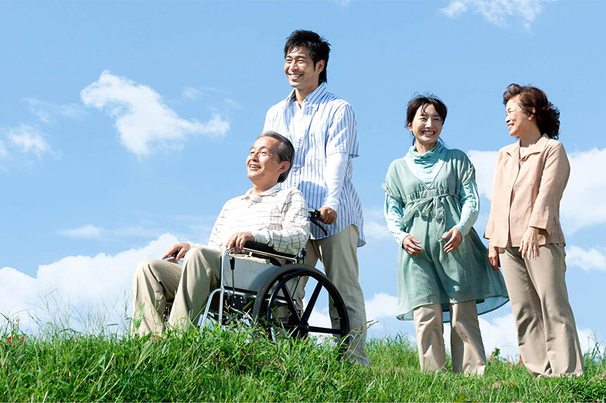 介護予防サービスの普及を通じて、健康寿命の延伸を目指す