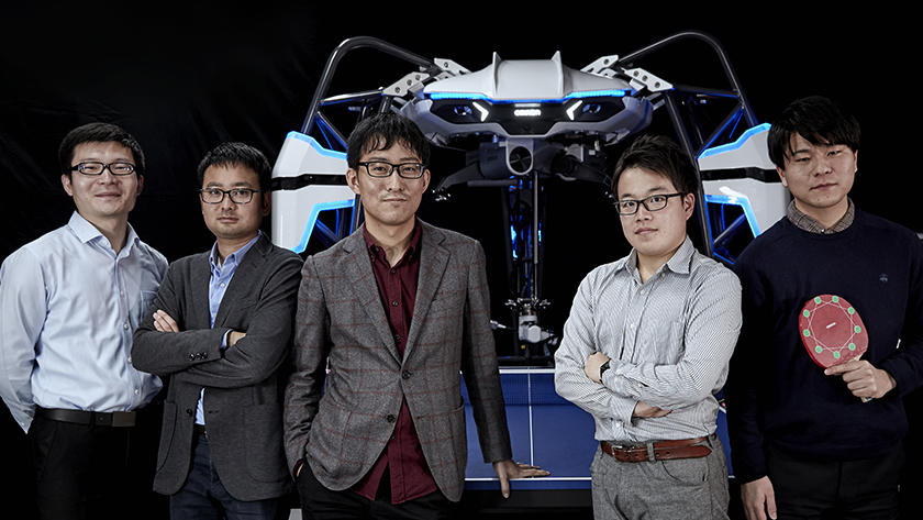 ロボットはどこまで人に近づけるのか