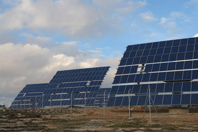 太陽光追尾型発電システム