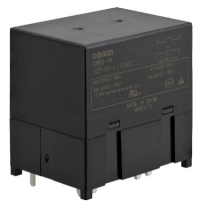 DC600V/50A対応の高電圧直流リレー「G9KB」（L 50.5mm x W 37.0mm x H 50.5mm）