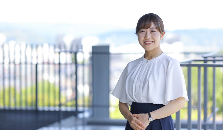 上田 理紗子